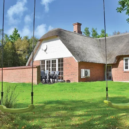 Awesome Home In Ulfborg With Sauna *