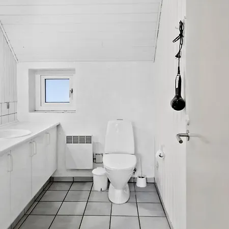 Holiday home Beautiful In Ulfborg With Kitchen Ohuse